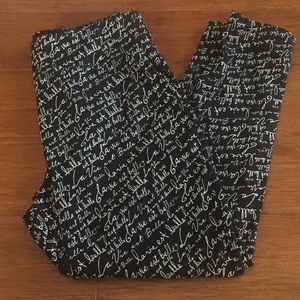 3/$18 🎉 Black petite leggings